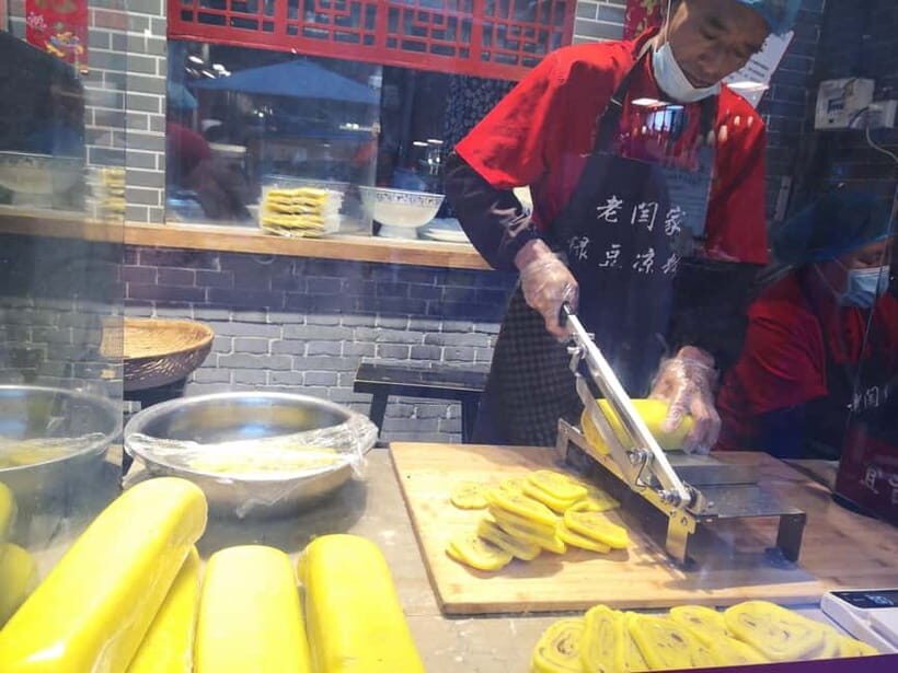 Authentic Old Xi'an Back Alley Food Tour - Muslim quarter routing and diet notes that actually help