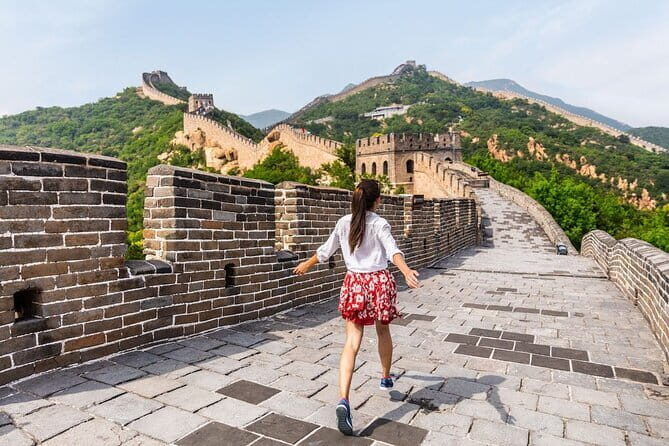 Badaling Great Wall Night Tour with English Speaking Driver - What’s included (and what you’ll need to plan yourself)