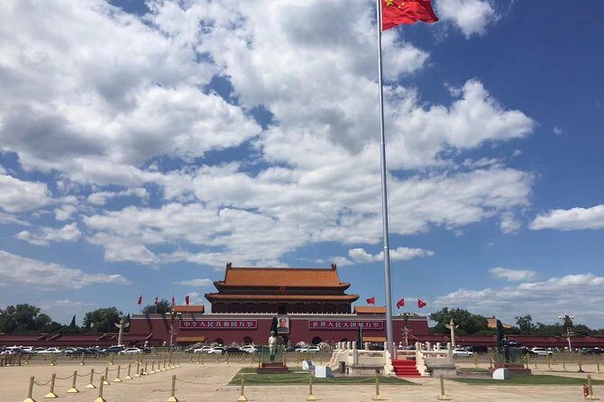 Beijing 2-Day Highlights Tour: 6 Must-See Spots+Local Delicacies - Bell and Drum Towers, Hongqiao Market option, and Houhai at dusk