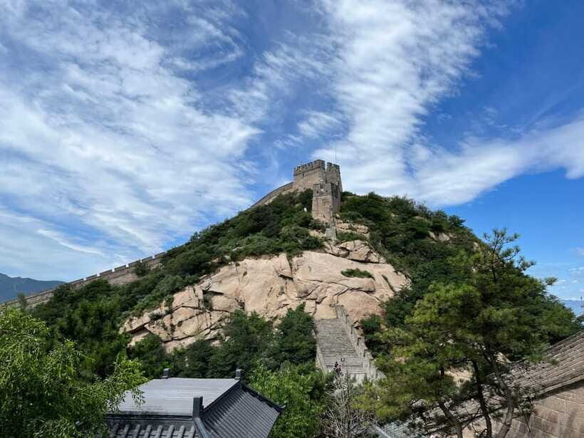 Beijing: Badaling Great Wall Bus Tour W/o Tickets - Arriving at Badaling: Tickets and Choosing North or South