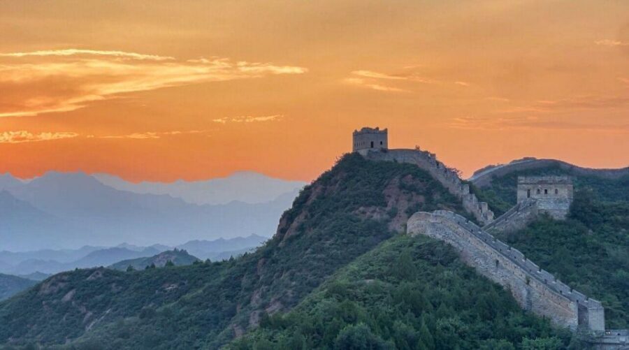 Beijing: Best Great Wall Sunset Tour - Jinshanling sunset: why the wall looks different at every step