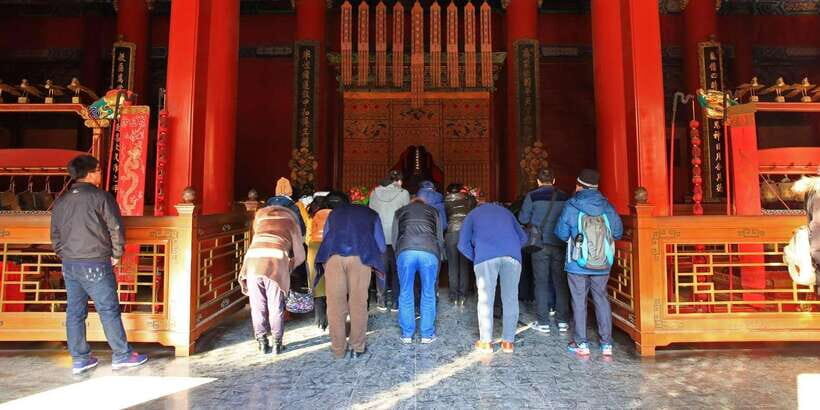 Beijing: Confucius Temple Entry; fast and smooth - Stone tablets and scholar stories: why the inscriptions are the point