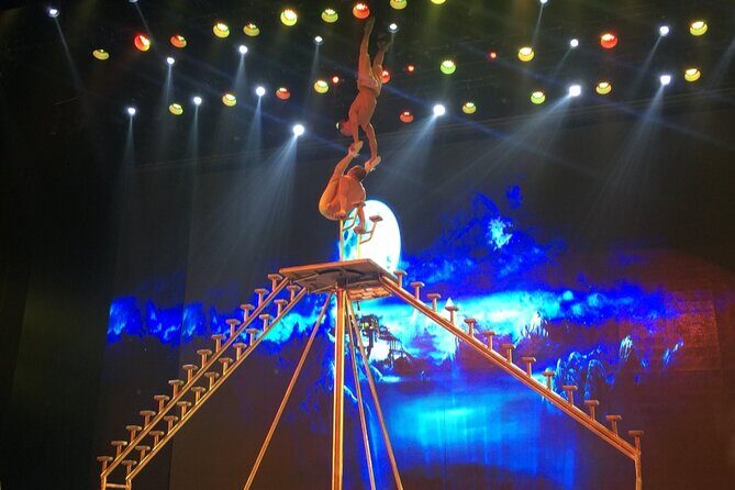 Beijing Evening Acrobat Show In Red Theater With Private Transfer - Red Theatre and the evening setting for Legend of Kung Fu