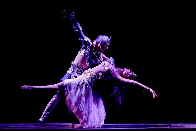 Beijing Evening Tour: Chaoyang Acrobatic Show with Peking Duck Dinner - Pickup and mobile tickets: the logistics that protect your night