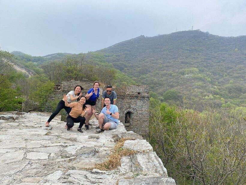 Beijing: Great Wall Hiking Tour from Jiankou to Mutianyu - Stepping onto Jiankou: the unrestored wall hike (about 3–4 hours)