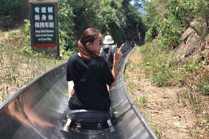 Beijing Half Day : Summer Palace Tour with Hutong Rickshaw Rides - Guides and languages: what to expect from the people on the ground