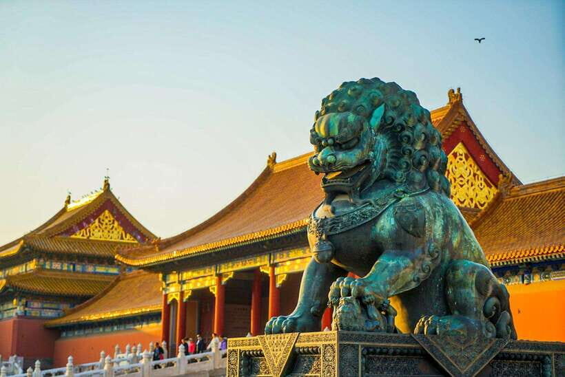 Beijing: Highlights of Forbidden City Private Walking Tour - Entering with confidence: tickets, timing, and the real Beijing hassle
