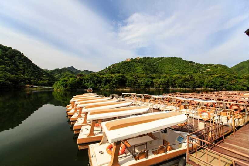 Beijing: Huanghuacheng Lakeside Great Wall Bus/Private Tour - Guide Quality: Betty, Cici, and the Difference Between Okay and Great