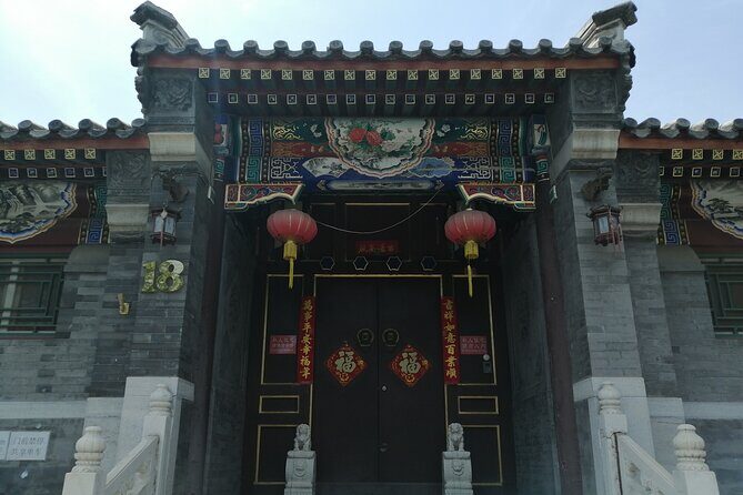 Beijing Hutongs Walking Tour - Qianhai and Houhai: Narrow Channels and a Different Kind of Beijing
