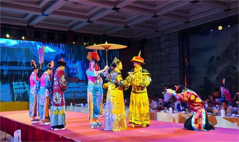 Beijing: Imperial Cuisine Experience & Cultural Performance - The palace-style feast: what’s on the menu and why it’s structured