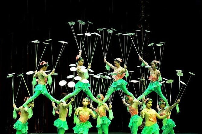 Beijing Liyuan Theater Peking Opera Ticket Booking - Performance artistry you’ll notice fast: singing styles, movement, and acrobatics