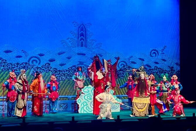 Beijing Liyuan Theater Peking Opera Ticket Booking - The 1-hour show: makeup, costumes, and classic Peking Opera performance style