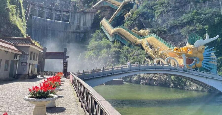 Beijing: Longqing Gorge w/Great Wall or Guyaju Private Tour - Longqing Gorge: the cooler side trip from Beijing