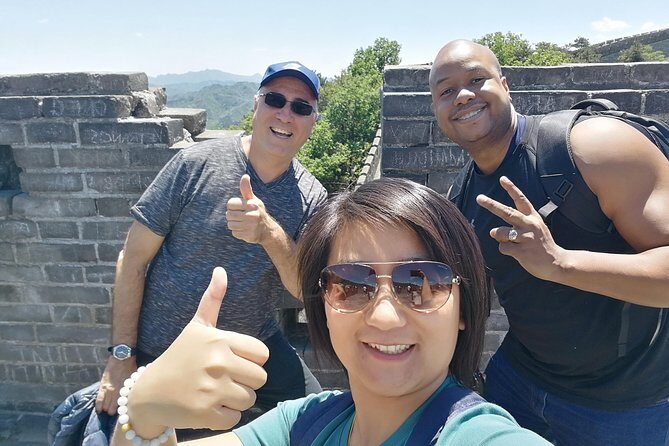 Beijing Mutianyu Great Wall and Food Tour - The Guide and Driver Setup That Makes This Tour Feel Tight