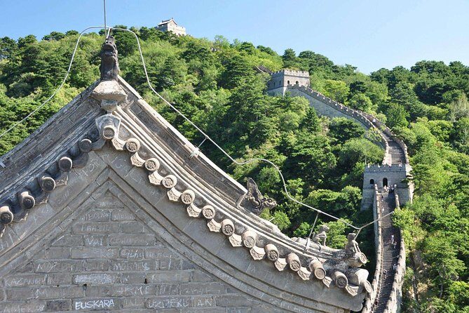 Beijing Mutianyu Great Wall Tour with Night View of Simatai and Gubei Water Town - Mutianyu and Simatai: A Two-Wall Plan That Actually Makes Sense