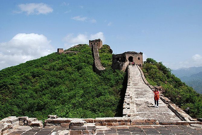 Beijing Mutianyu Great Wall Tour with Night View of Simatai and Gubei Water Town - The Mutianyu Great Wall Part: Daylight Views Plus a Toboggan Option