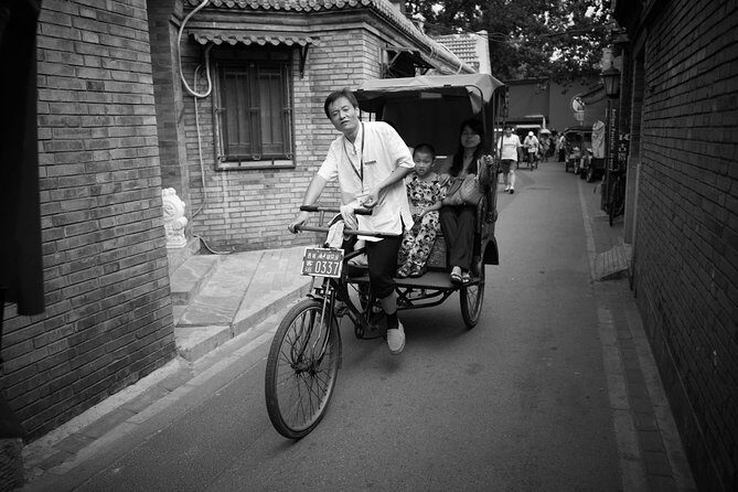 Beijing Old Hutongs Tour by Rickshaw - Two hours of hutong time: what the rickshaw really gives you