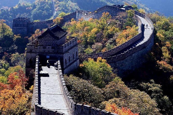 Beijing Private Tour to Mutianyu Great Wall and 798 Art District - What to bring and how to avoid stress on both stops