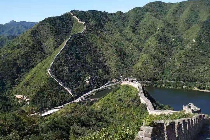 Beijing Private Transfer to Huanghuacheng Water Great Wall - Pace and crowd control: the secret benefit of choosing your time