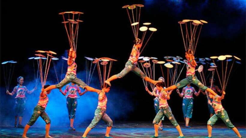 Beijing: Red Theatre Acrobatics Show Ticket-Local Must-See - Why Red Theatre Acrobatics Feels Like a Real Beijing Night