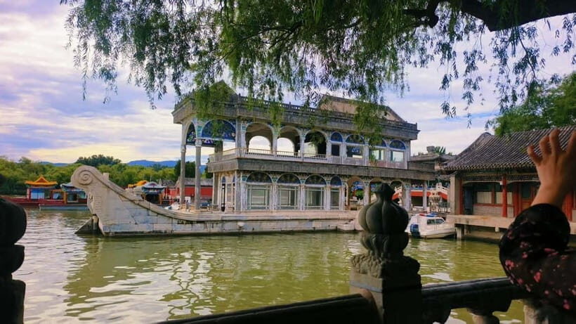 Beijing: Summer Palace Highlight Walking Tour - Meeting at the North Palace Gate: getting there cleanly