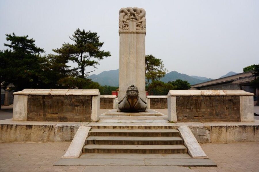 Beijing: Summer Palace, Sacred Road&Ming Tombs Private Tour - The Dingling Underground Palace: why excavated tombs feel different
