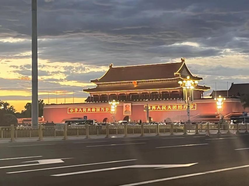 Beijing: Tiananmen Square Entry Registration Service - Tiananmen Square is more than a landmark