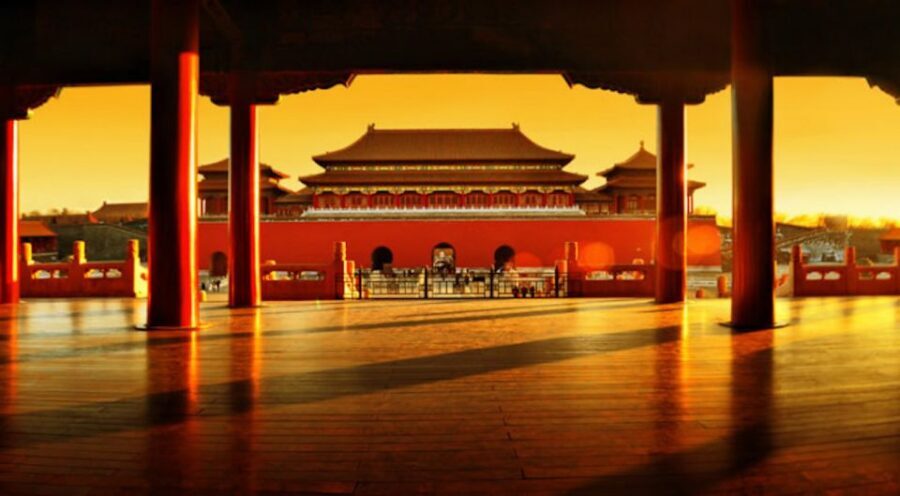 Beijing: Tianmen Square, Forbidden City & Royal Museum Tours - Royal Treasures Museum: the extra reason to do a guided option