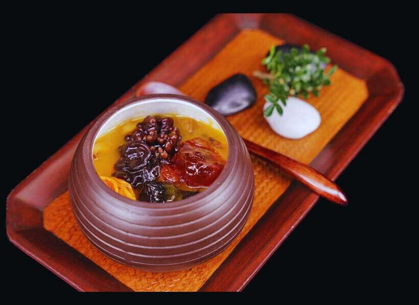 Beijing: Top Michelin Vegetarian Restaurant Reservation - Location Magic Near Tiananmen, the Forbidden City, and Yonghe Temple