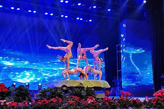 Beijing Traditional Hot Pot Dinner and VIP seated Acrobatic show - Key things to know before you go