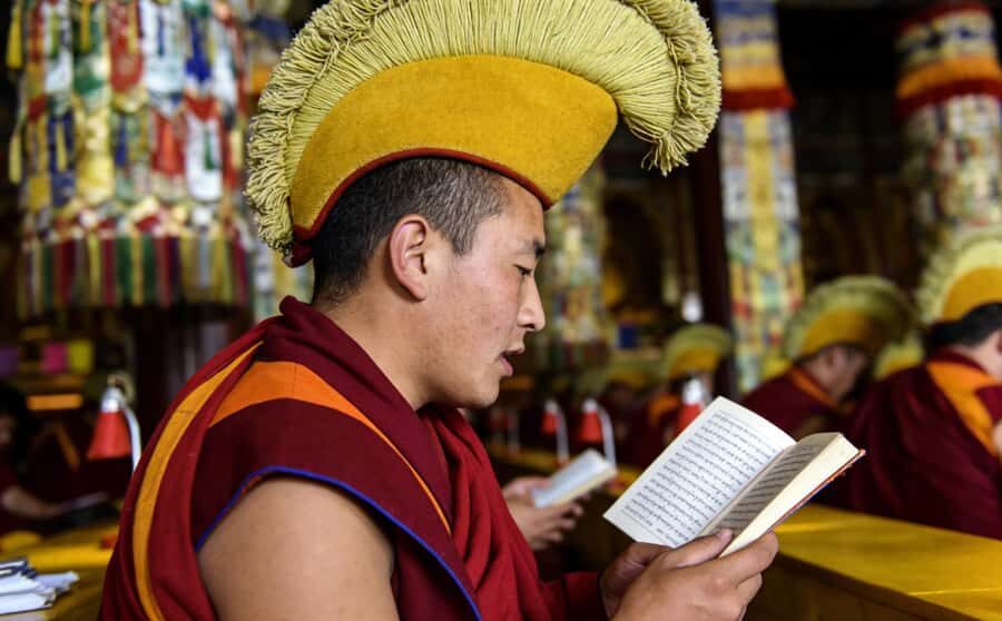 Beijing:Customizable Temple and Religious Sites Private Tour - Why Beijing feels different on a faith-hopping private day
