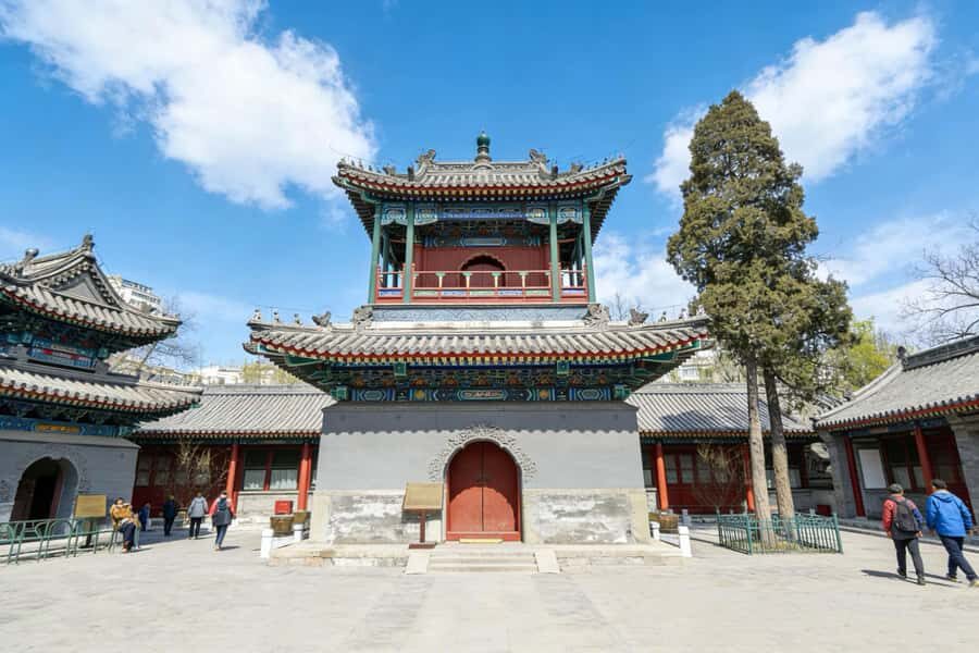 Beijing:Customizable Temple and Religious Sites Private Tour - Niujie Mosque: Chinese courtyard style with Islamic arabesques and domes