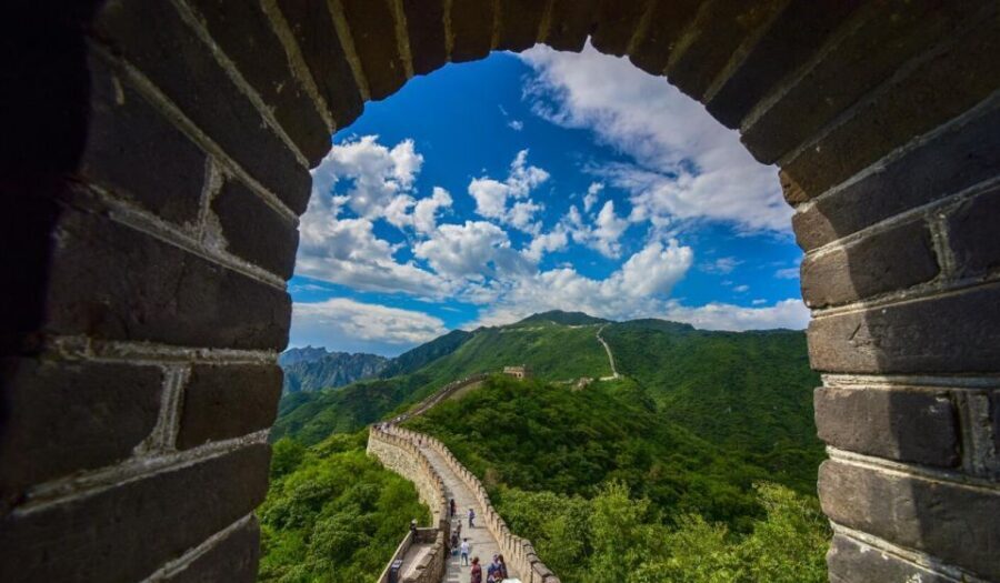 Beijing:Mutianyu/Badaling Great Wall Tour with VIP Fast Pass - The less-developed section: the trade-off between quiet and effort