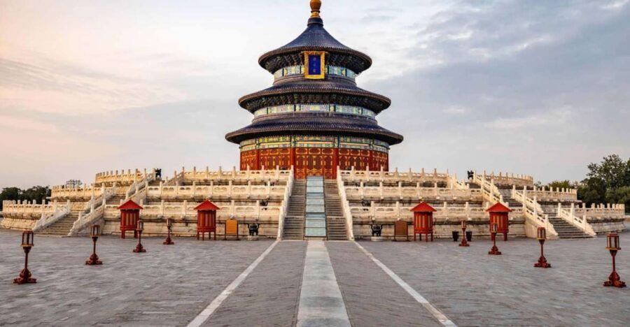 Beijing:Temple of Heaven Private Tour w/Option Show & Dinner - Temple of Heaven: The Show Begins Before You Find the Tickets