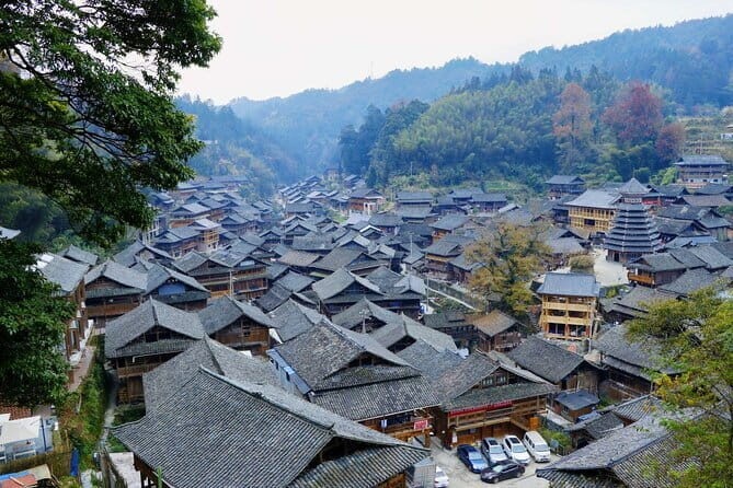 Best of Guilin Li River Xianggong Hill and Yulong River - Xianggong Hill climb: a panoramic view worth planning for