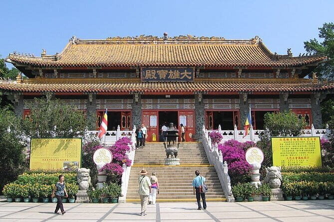Best Seller: VIP Lantau Tai O Tour Priority Cable Car, Big Buddha - Lantau Island Walk Time: Getting More Than One Photo