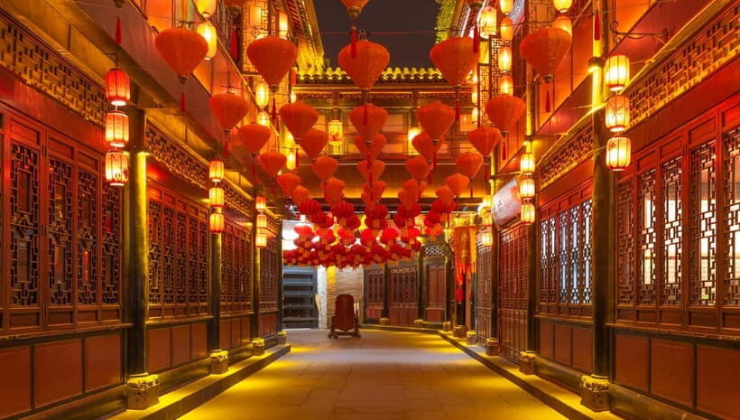 Chengdu: City Walking Tour with Food and Culture Stops - People’s Park Tea Hour: Heming Teahouse and the Blind Date Corner