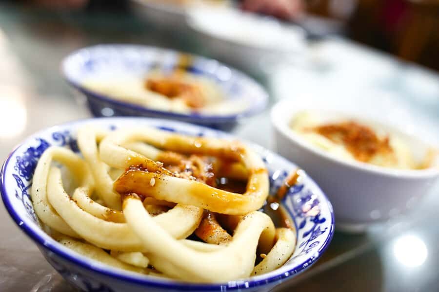 Chengdu: Hidden Dishes and Beers UNESCO Food Evening Tour - Getting there: Yushuang Road Subway Exit C, street level