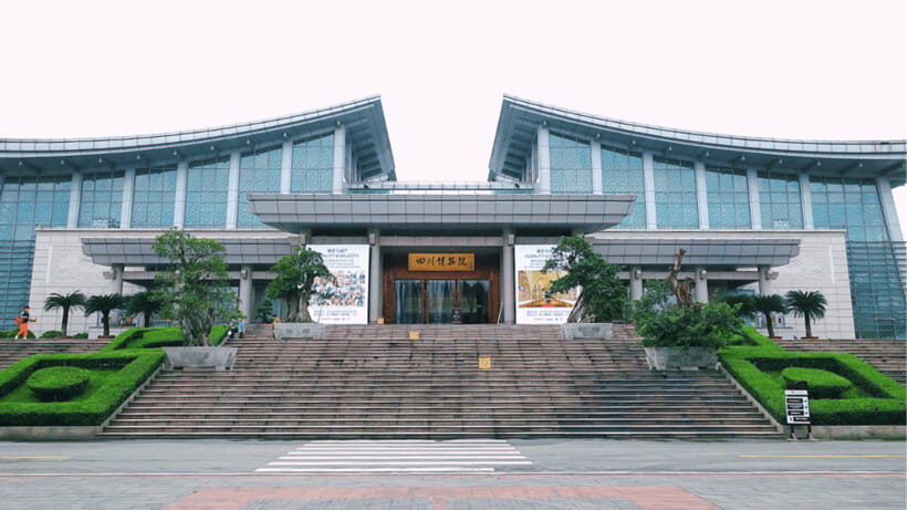 Chengdu: Sichuan Museum - Cultural and Historical Heritage - Who should book this museum stop, and who might reconsider