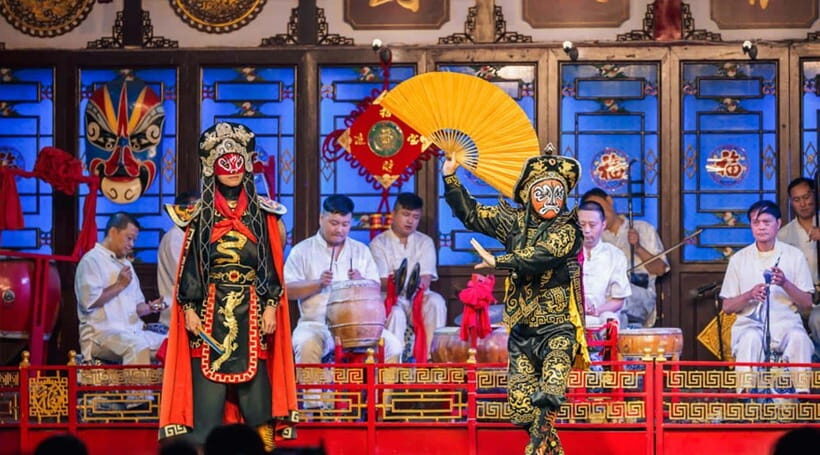 Chengdu: Sichuan Opera Show ShufengYayun & Covered Bowl Tea - What the added perks feel like in real life