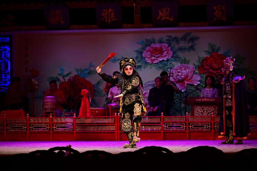 Chengdu Sichuan Opera Show Ticket - Shu Feng Ya Yun - Why Shu Feng Ya Yun feels like a real Chengdu night