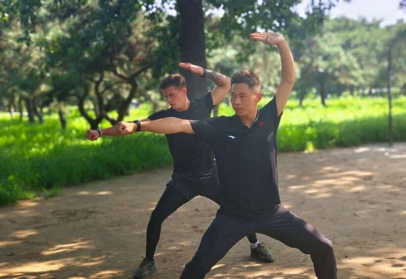 Chinese Kung Fu Experience Class in Beijing - Logistics at the Temple of Heaven East Gate: Subway and Footsteps