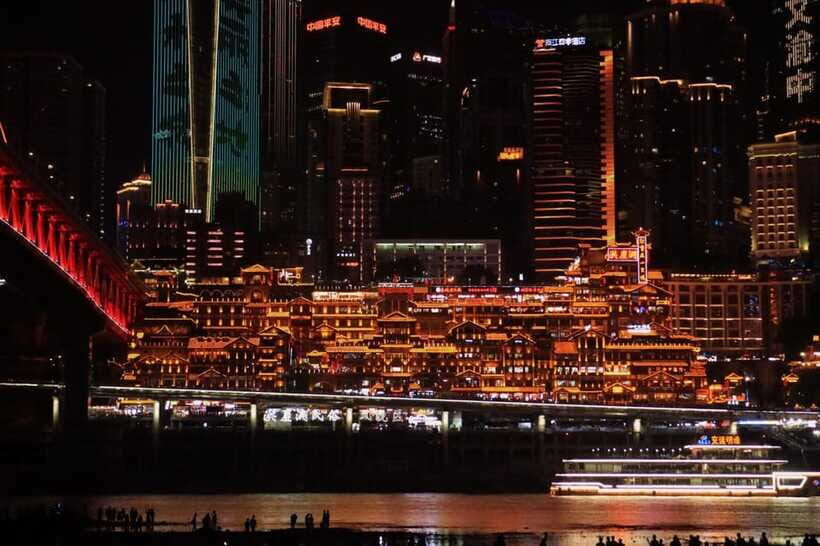 Chongqing Private City Tour: Must-Sees All-in-One - Kuixing Tower and the old-streets warm-up: where the day starts