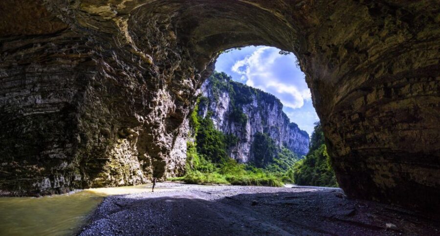 Chongqing: Private Day Tour to Wulong Karst Geological Park - Fairy Mountain National Forest Park: Alpine Meadows and a Slow Start