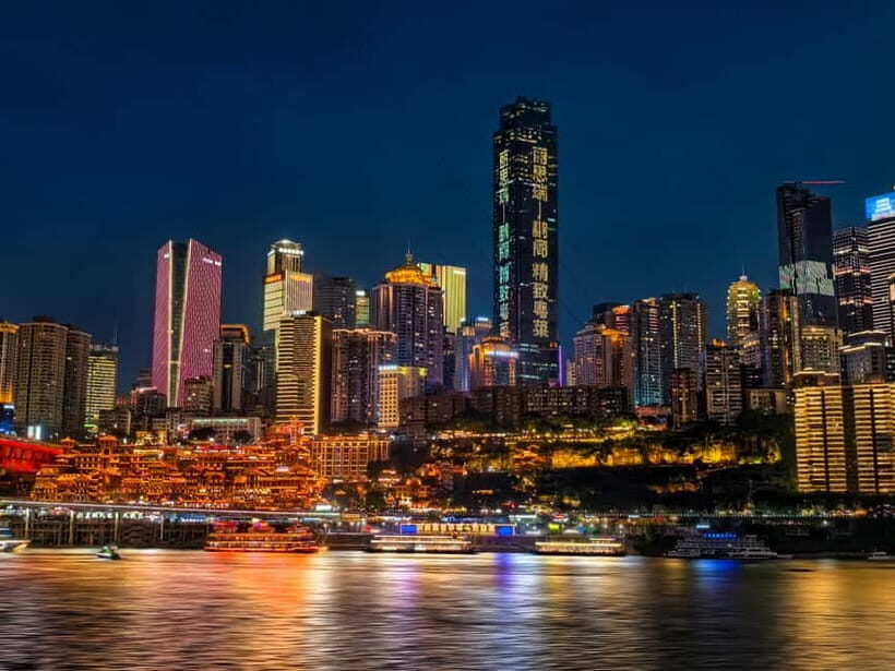 Chongqing: Private Food Tour and Magical Night Views - Hidden Dumpling House: Watching Thin-Skin Craft in Real Time