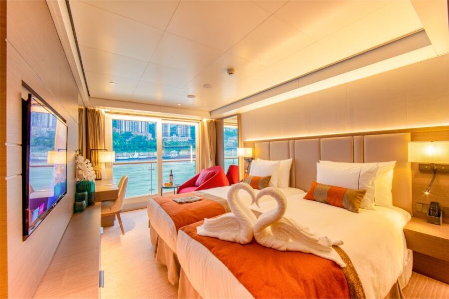 Chongqing: Yangtze River Cruise with Meals and Accommodation - Should you book this Chongqing Yangtze cruise?