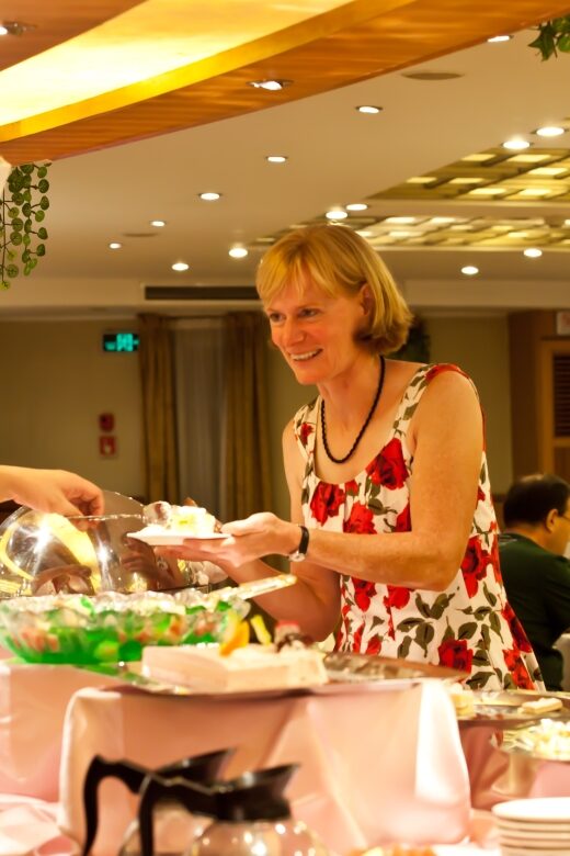 Chongqing: Yangtze River Cruise with Meals and Accommodation - Price and value: what $1,023 buys you on this route