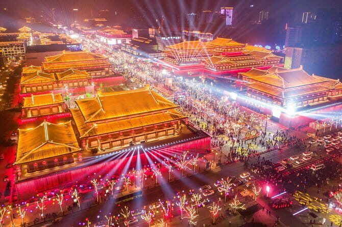 Classic Xi’an Fully Guided Terracotta Army Bus Tour - Pickup, bus comfort, and the small-group advantage
