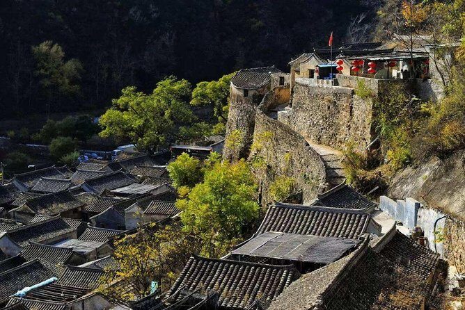 Cuandixia Village Day Trip with Private English Speaking Driver Service - English-Speaking Driver Help: More Than Just Getting You There