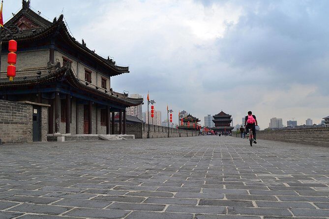 Customizable Terracotta Warriors Day Tour in Xian - Morning focus: Qin Terra-Cotta Warriors and Horses Museum (pits 1–3)